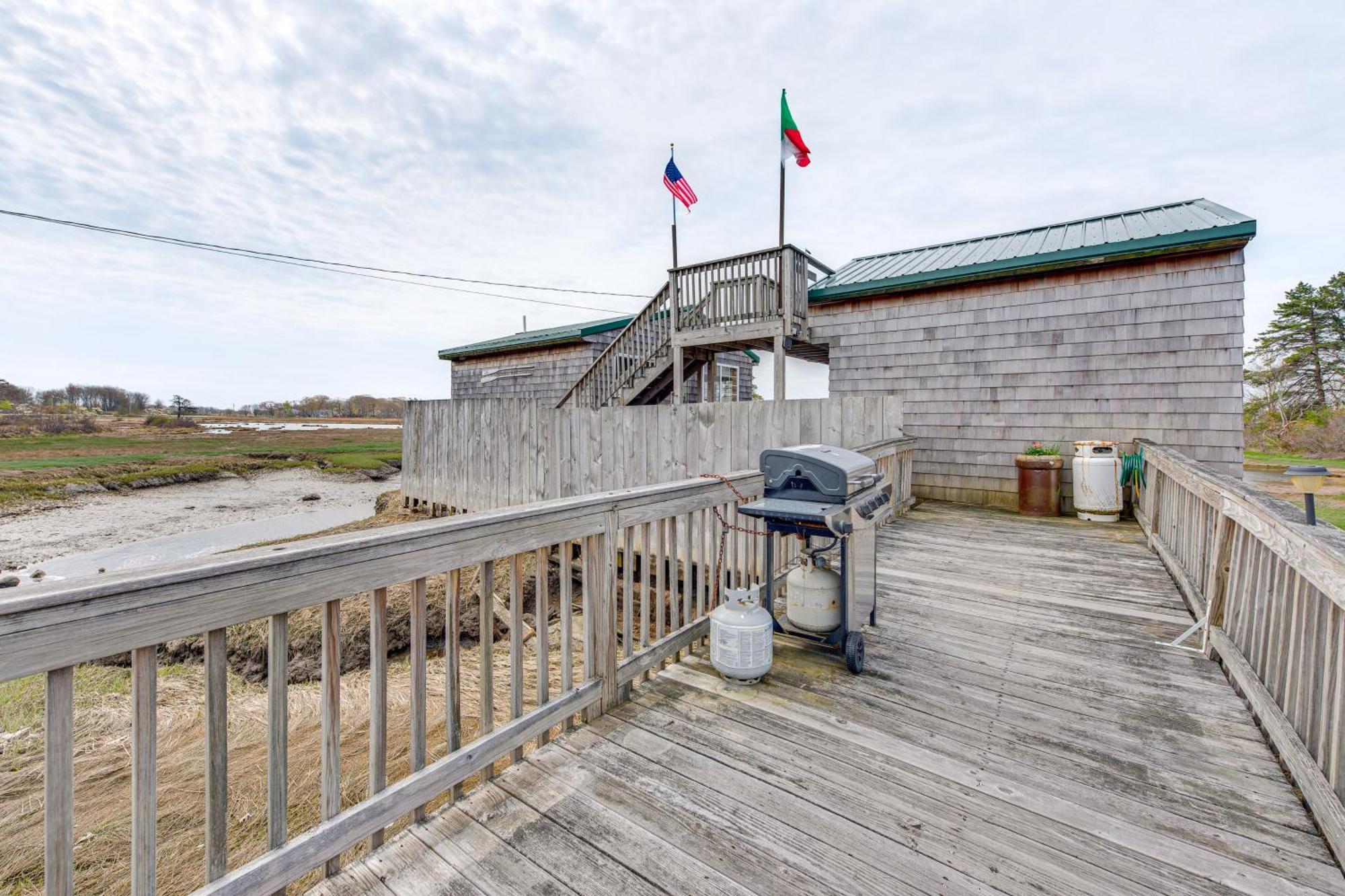 Peaceful Wells Retreat With Deck And Water Views Villa Luaran gambar