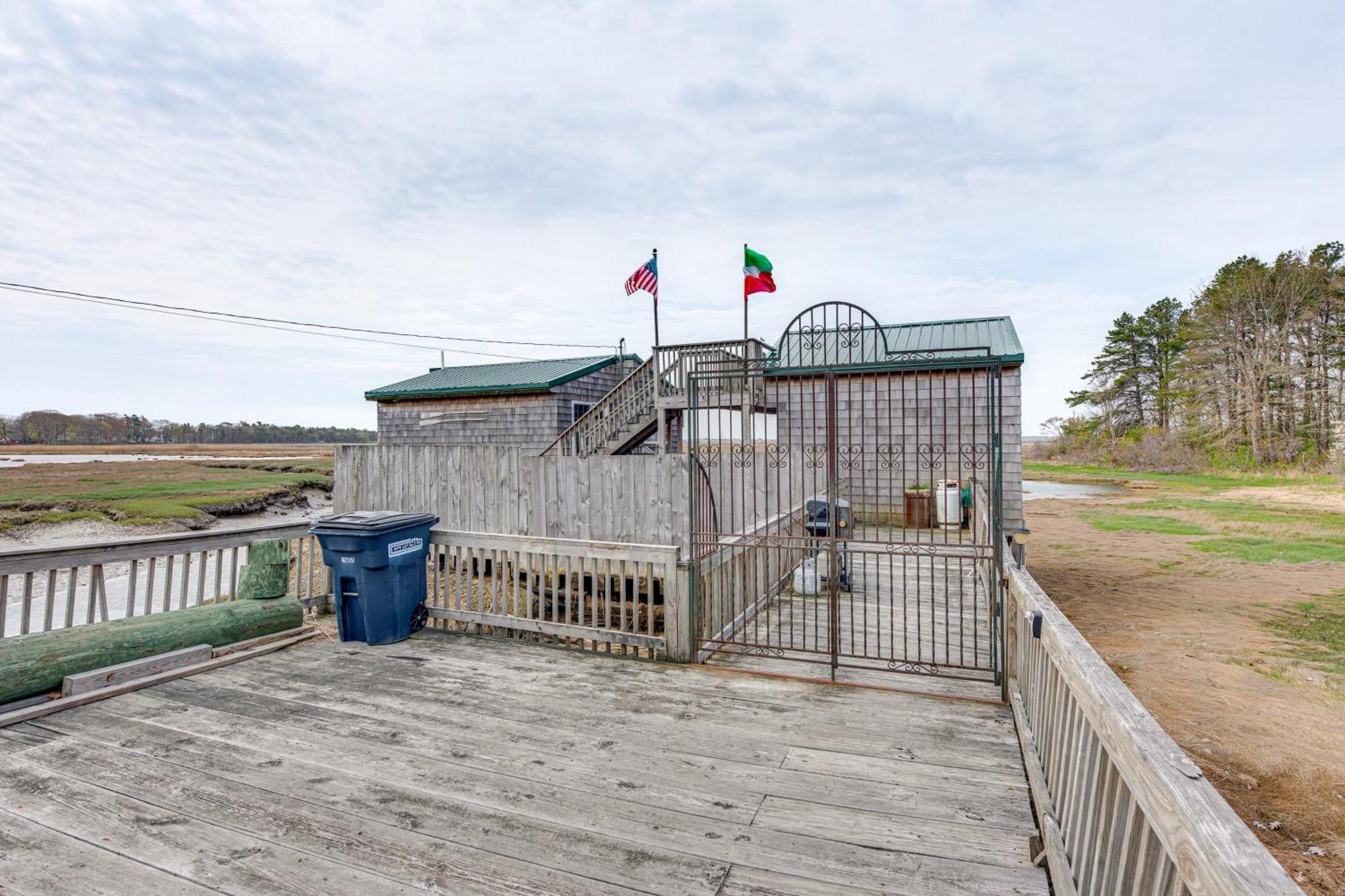 Peaceful Wells Retreat With Deck And Water Views Villa Luaran gambar